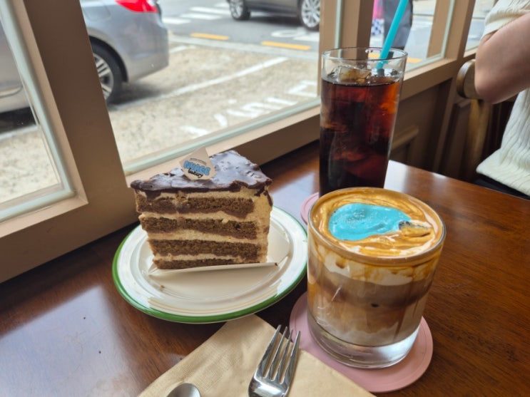  압구정소금빵 카페 빵맛집 누아주베이커리 압구정점