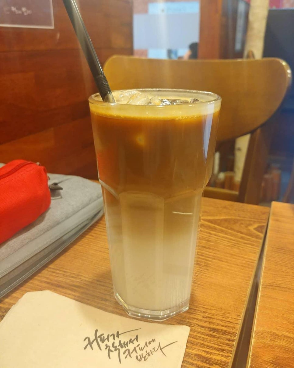 커피에반하다 시흥함송로점 사진 1