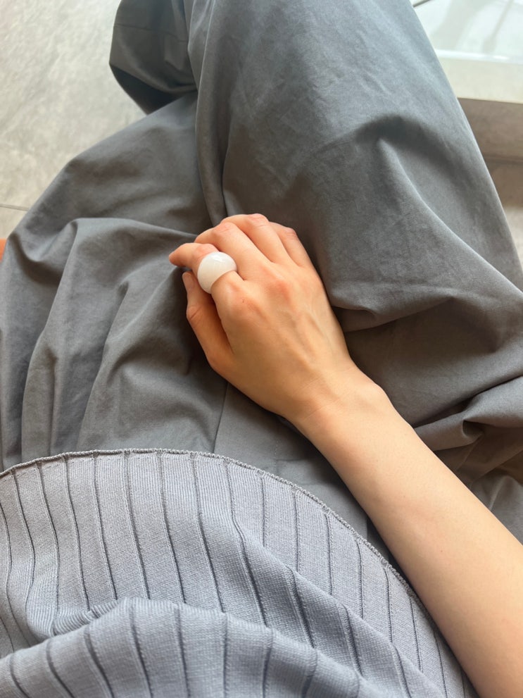  여름 반지 액세서리 추천 | SIDJEWELRY 시드주얼리 white jade donut ring(반지 사이즈 실...패)