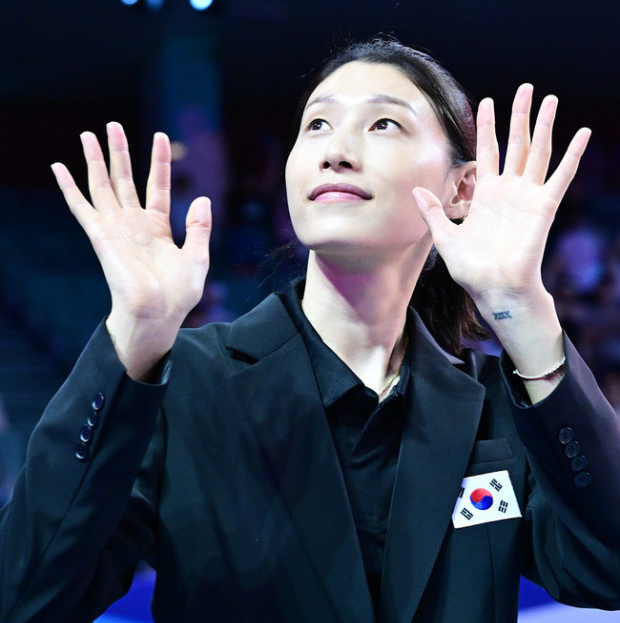 김연경 은퇴식 박명수 초대 안 와 유재석 참석 배구 지도자 관심 감독 되면 식빵 자제 김연경 은퇴식 박명수 초대 안 와 유재석 참석 배구 지도자 관심 감독 되면 식빵 자제