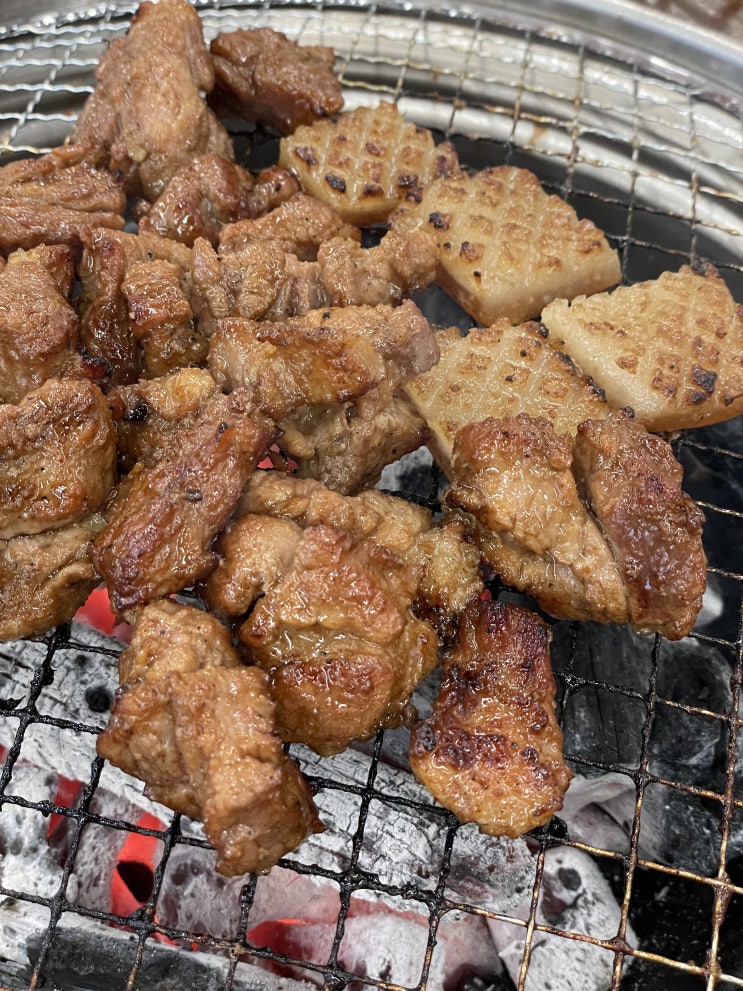  영수네 꽃돈 :: 원주 관설동 뒷고기 수제 양념갈비 껍데기 맛집