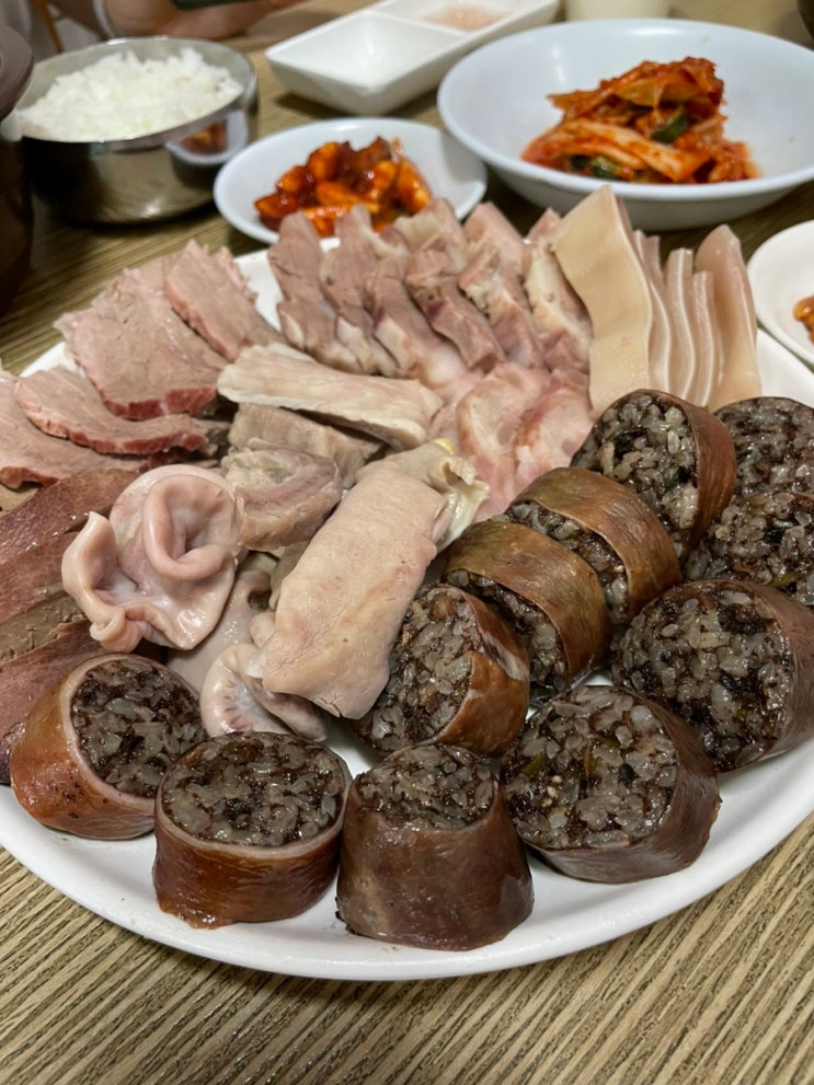  을지로 산수갑산: 수요미식회 최자로드 추천 대창순대와 푸아그라 돼지간 맛집