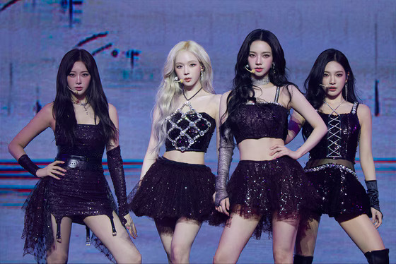 콘서트 SM <b>버추얼</b> 아티스트 <b>나이비스</b> 등장 ... 3분기 데뷔