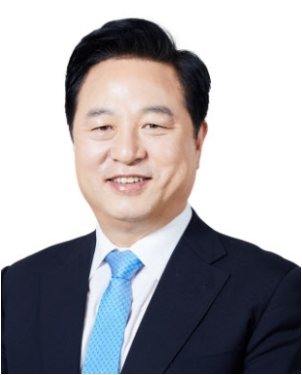 <b>김두관</b> 출마 고민…"당 <b>대표</b>를 추대하는 건 아니지 않나"