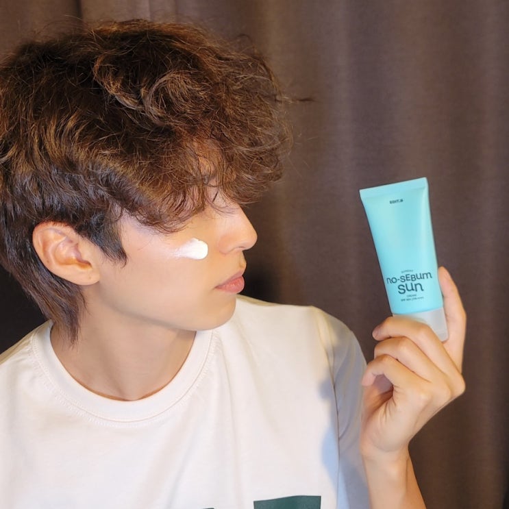  에딧비 올리브영 선크림 촉촉한 노세범 무기자차 사용 후기