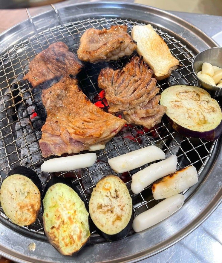  부산 해운대 갈비 맛집 홍이집 해운대점 셀러드바&고기 구워주는 집