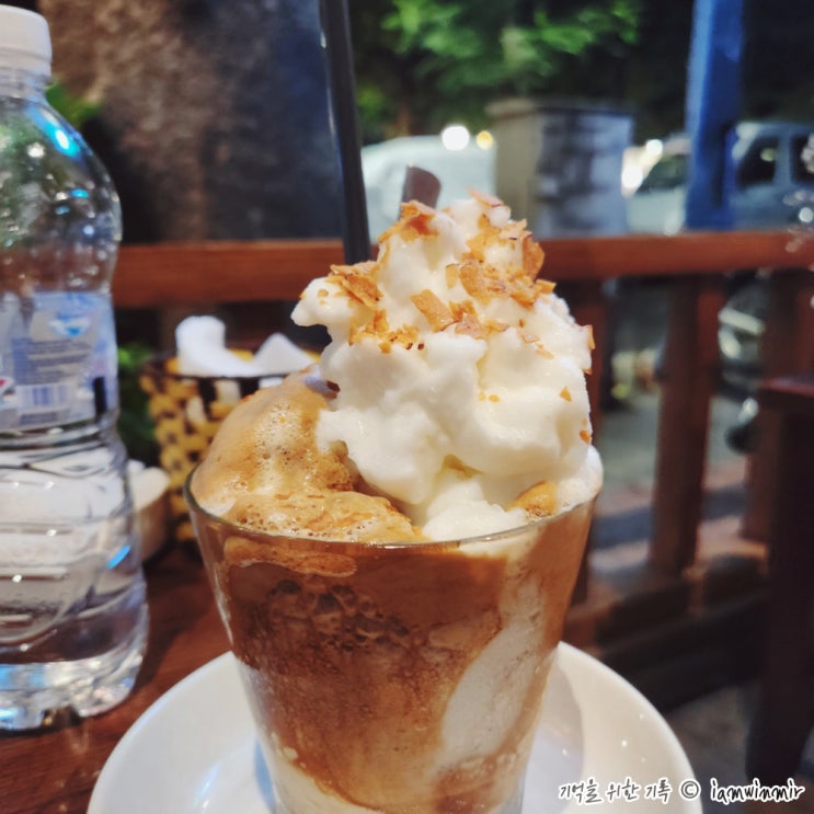 하노이에서 흔하게 보이는 아하 카페, aha Cafe 하노이에서 흔하게 보이는 아하 카페, aha Cafe