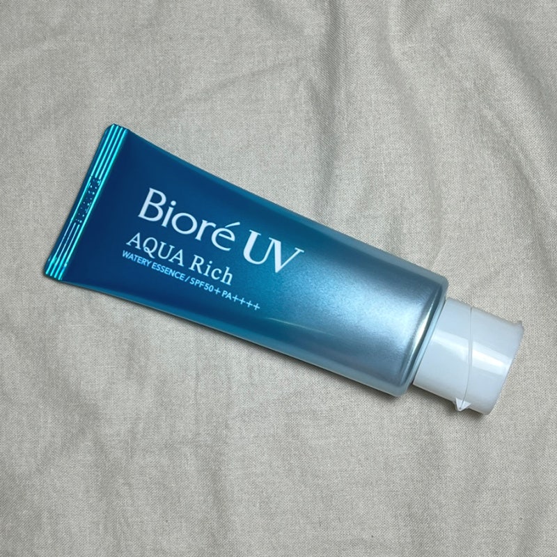 일본 돈키호테 비오레 선크림 아쿠아 리치 워터리 에센스 썬크림 Biore UV
