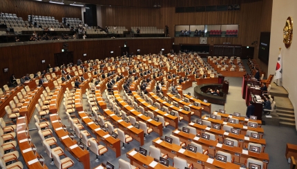 <속보> <b>대통령실</b>, 검사 <b>탄핵</b>에 “민주당에게 수사권 달라는 것”