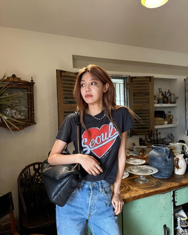  여자 연예인 Pick! 리던 서울 하트 클래식 티셔츠 추천(블랙핑크 리사, 소녀시대 수영, ITZY 예지, 김나영 코디)