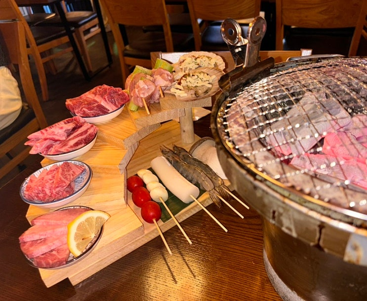  [송파/잠실새내]비오는날 데이트 하기 좋은 이자카야 맛집 야키니쿠 소설(Feet. A세트 와규4종, 치즈가리비, 닭꼬치 등)!