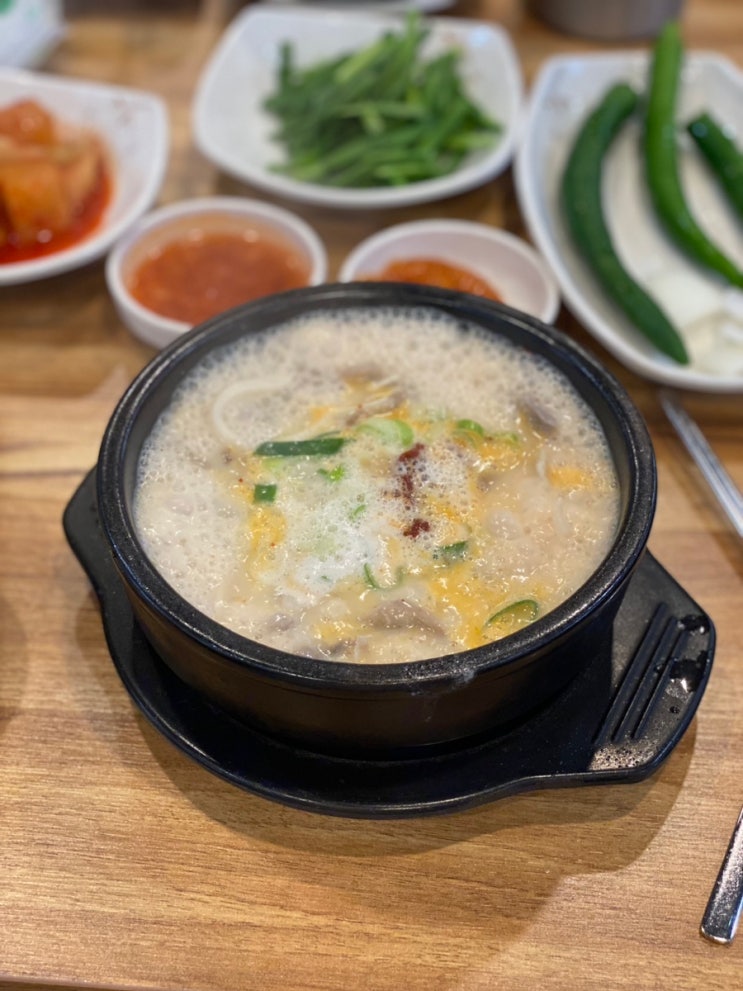  영등포 맛집 백암신화순대국 진한국물이 끝내줌