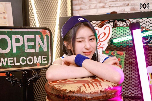 "골문을 Knock 할게요!"... 골때녀 FC 탑걸 새멤버로 합류하는 가수 이채연