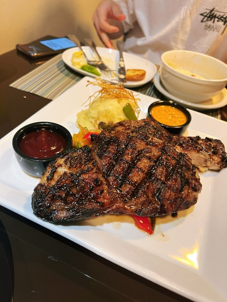  [괌] 델모니코 키친Delmonico Kitchen and Bar 추천! 괌 스테이크 맛집!