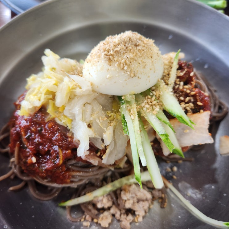  춘천 깔끔한 보쌈과 막국수 맛집 '남촌막국수'