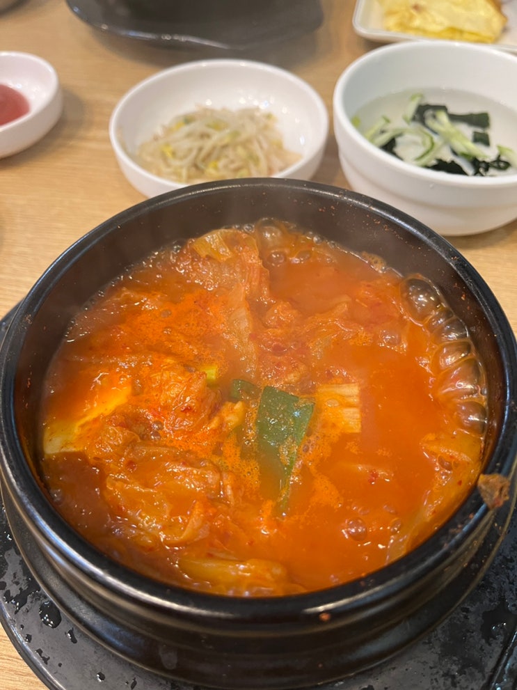  [서현] 가성비 있고 혼밥하기 좋은 "죽여주는 김치찜김치찌개 서현점" 내돈내산