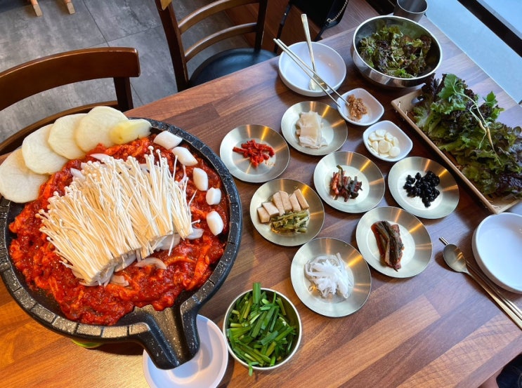  해운대 고기집 천하가 오리불고기