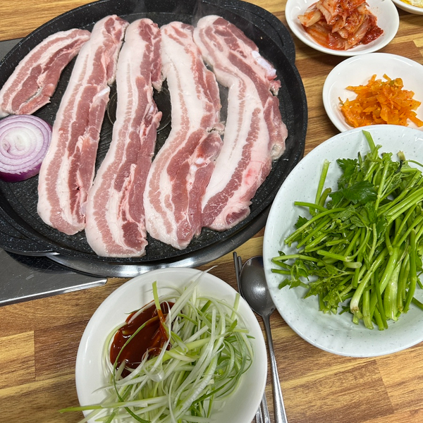  완주 봉동 미나리 삼겹살 별이네 옥돌 바베큐 내 돈 내산 솔직 후기