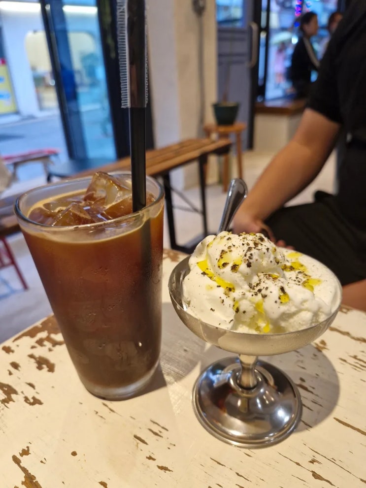  성수맛집_젤라또 아이스크림 가게 so far 소파/성수 신상 카페