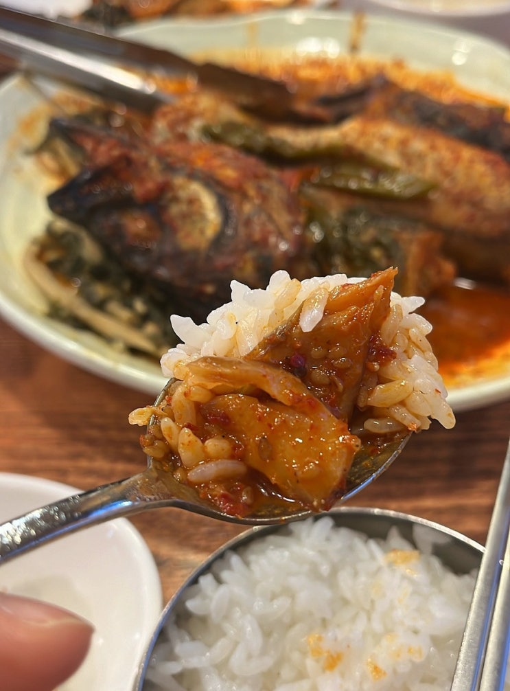 경복궁역 정통코다리 * <b>김나영 유튜브</b> 노필터티비 서촌편 한식... 