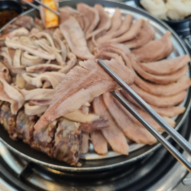  부산 초읍 맛집 :: 부산 어린이대공원 수육 돼지국밥 점심 추천 [화남정돼지국밥]