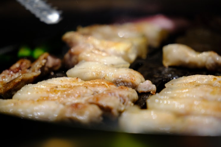  분당 정자역 맛집으로 넓고 쾌적한 마장돈백갈비는 대형 식당이라 회식하기 좋아