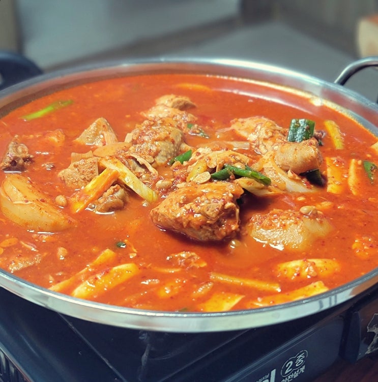  서울 3대 닭볶음탕 맛집! 청국닭도리탕 서초 맛집 - 우면동 소나무집