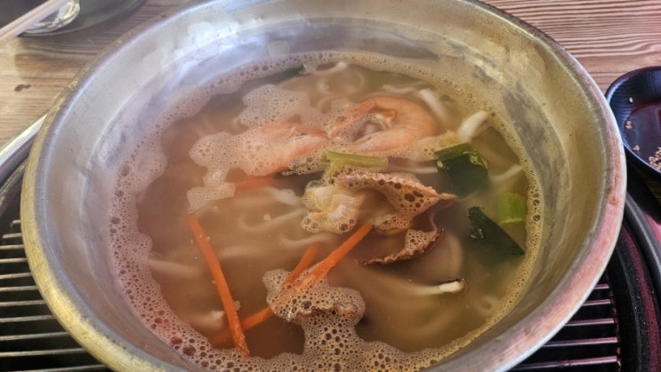 [<b>대천</b>|<b>원조 삼선 조개구이</b>] <b>대천</b>해수욕장 앞 칼국수 맛집_ 김치... 