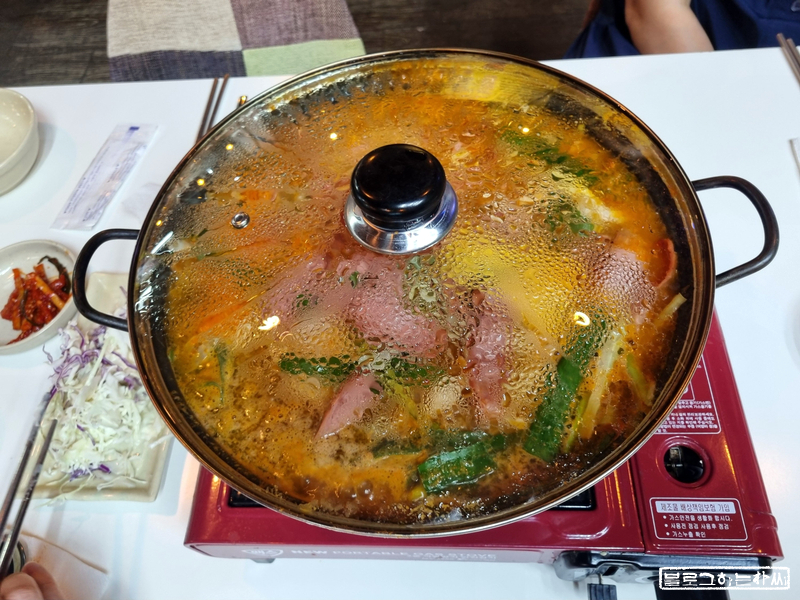 제주고치비송탄부대찌개묵밥 사진 6
