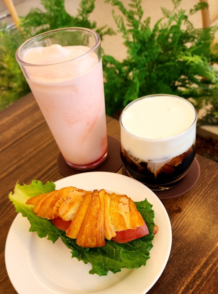  산청 샌드위치 맛집 기분 좋은 카페 동네커피