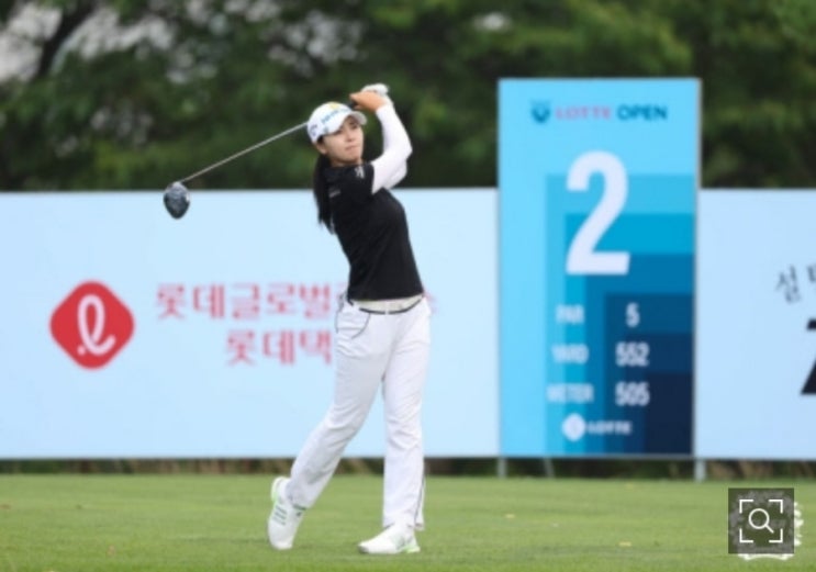 펌글 ㅡ  <b>이가영</b>, 스트로크 대회 <b>우승</b>한 풀까..롯데오픈 3타 차... 