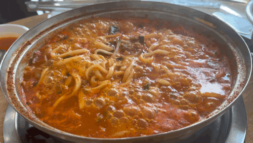  하남 스타필드 근처 맛있는 녀석들, 방송 다수 출연 칼제비 맛집: 팔당원조 칼제비