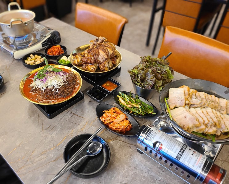  송도 타임스페이스 술집 인천대입구역 술집 '화덕에 구운 금족발'