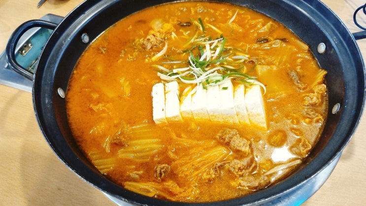  수유 맛집 김치찌개 - 24시 맛집 고기반햄반김치찌개