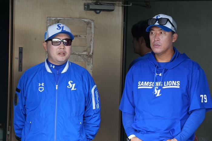 <b>삼성</b> 라이온즈 <b>코칭스태프</b> 전면 개편! 정대현 <b>퓨처스</b> 감독은... 