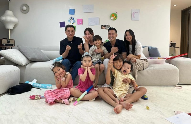 가수 이지혜 샵 해체이후 10년 만에,,멤버들과 감동의 재회