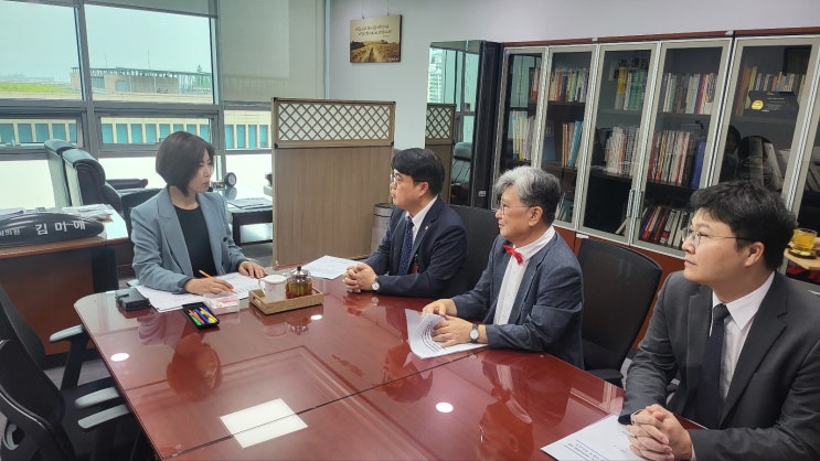 임현택 <b>의협</b> 회장, 국회 복지위 지속 방문 <b>의료</b>현안 논의