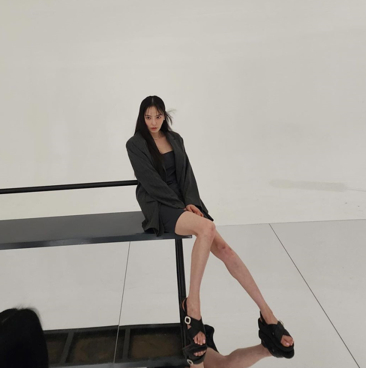 이다희가 신은 여름에 푹신한 기술력으로 사랑받는 브랜드 핏플랍 발편한 여자 샌들 내맘대로 BEST 3 추천