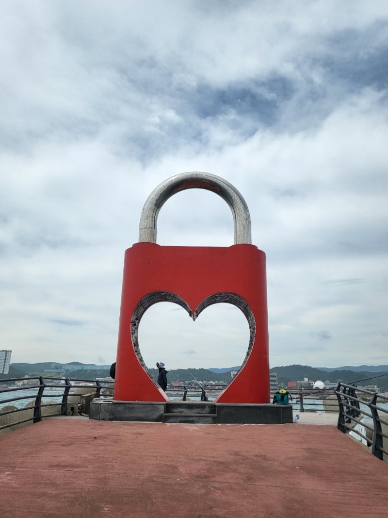 경주차박지 추천, 이국적인 진리해변 차박과 사랑의 열쇠 (경주 주상절리 옆) : 네이버 블로그, image size:800x1067