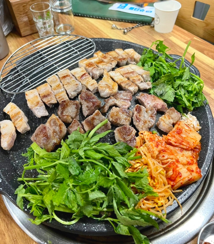  수원 매탄동 고기집 맛집 : 이베리코 흑돼지 전문점 팔청식당 매탄점