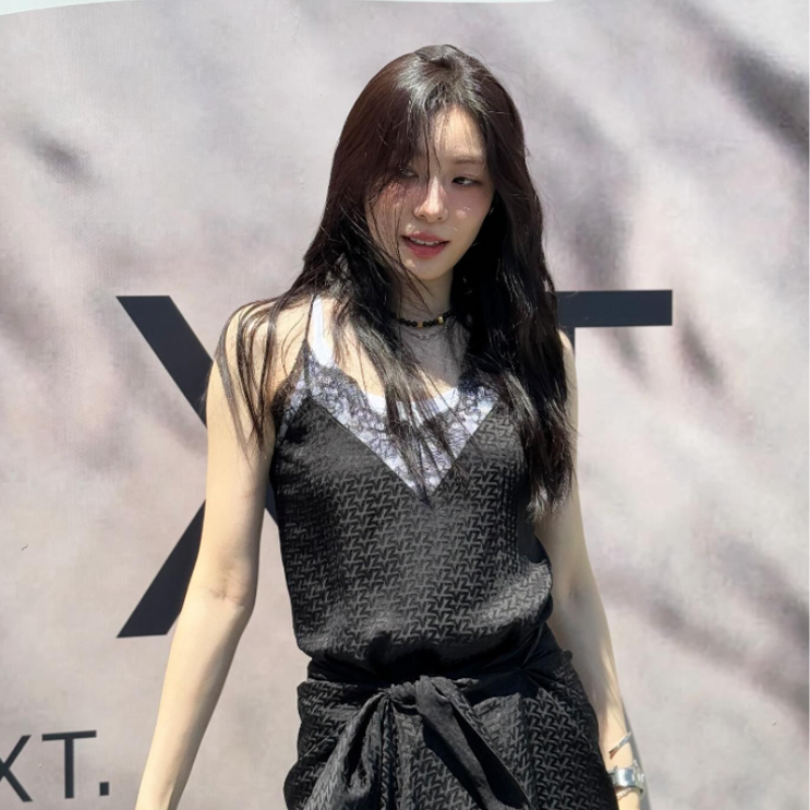 김연아 시크한 블랙 원피스 드레스 제품 어디꺼?