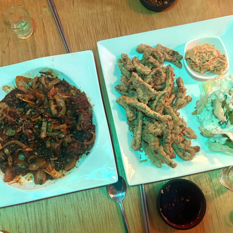  [대구 동성로 술집] 클럽 골목에 있는 아침까지 하는 노포 술집 "장날 어묵"