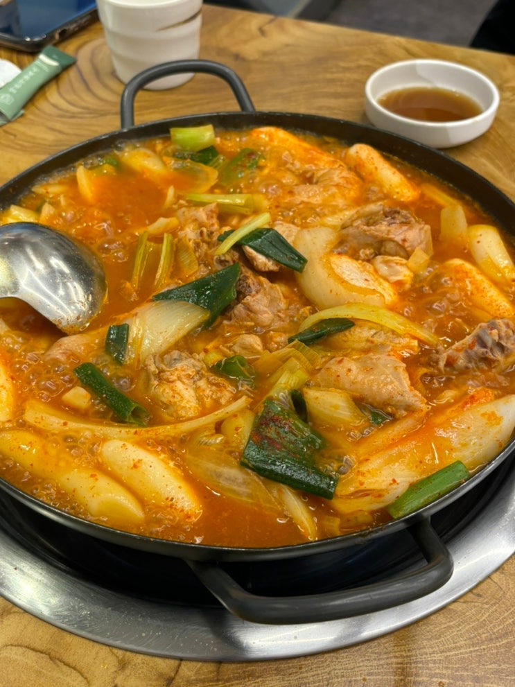  [망원동 맛집] 찐로컬 연예인 인증 맛집 ,태백국물닭갈비