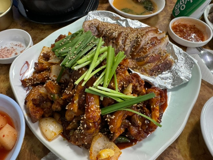  공덕역 [마포왕족발] 푸짐한 한상 가성비 좋은 맛집 내돈내산후기
