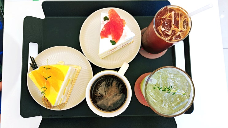 오랜만에 카페를 갔습니다. 구로구 항동 글로우 GLOW 오랜만에 카페를 갔습니다. 구로구 항동 글로우 GLOW