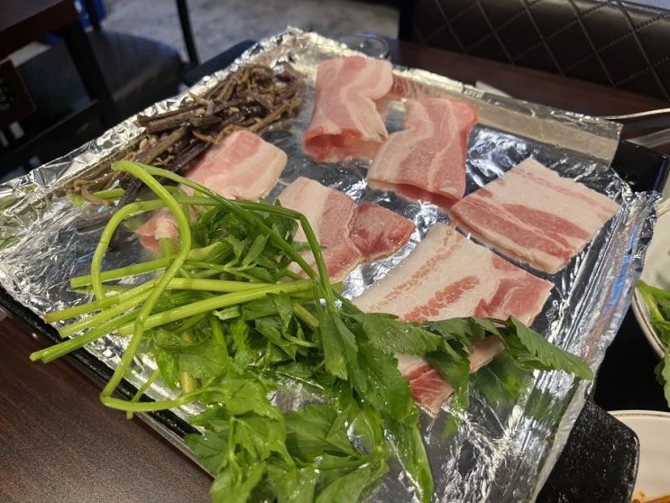  [배곧 삼겹살 맛집] 냉삼과 미나리의 조합 최고인 백년상회