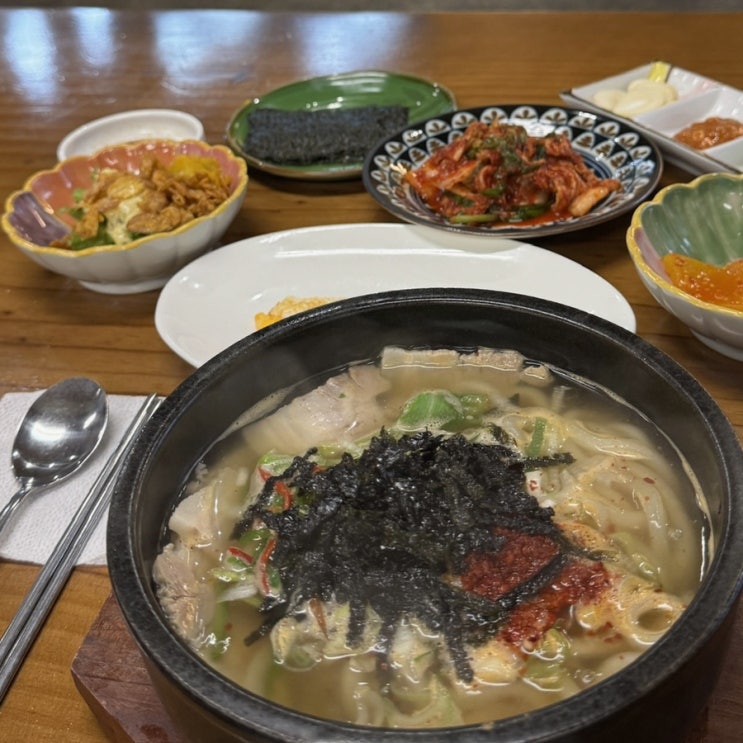  울산 태화동 맛집 우동과 국밥의 만남 국가정원 동해우동국밥