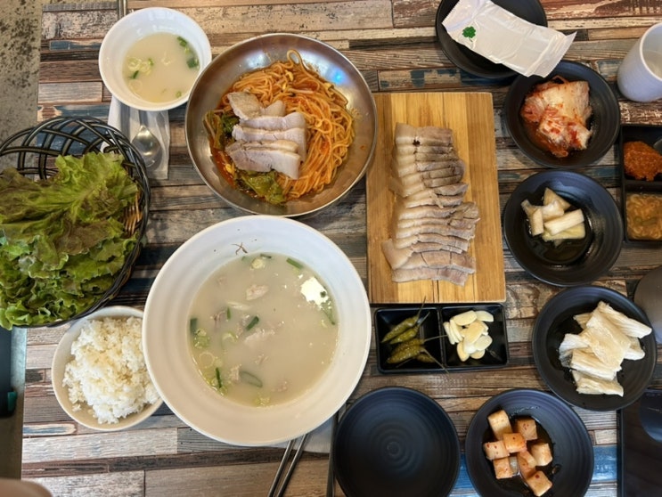  가성비 좋은 제주음식 전문 신촌밥집 맨도롱 식당