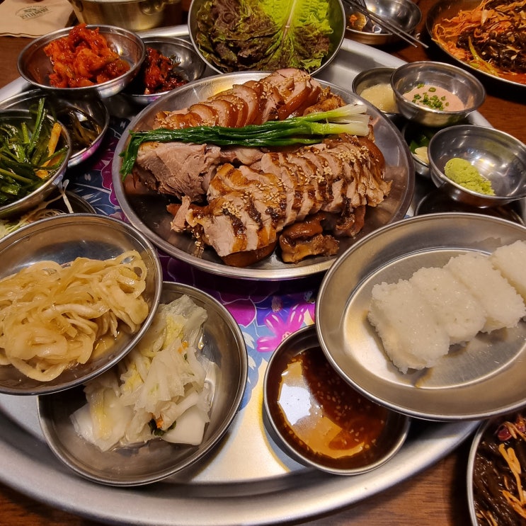  서울/강동 길동 '완미족발' 맛집 후기 주차 웨이팅 영업시간 포장 정보