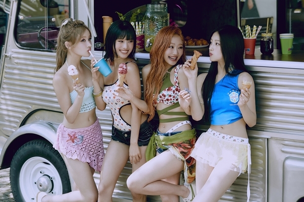  Sticky 가사 뜻 키스오브라이프 워터밤 KISS OF LIFE 키오프 짤 사진 뮤비 정보 총정리_영어공부